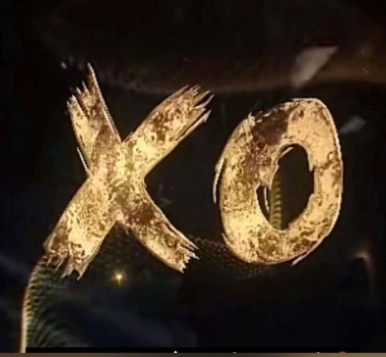 XO Club golden logo