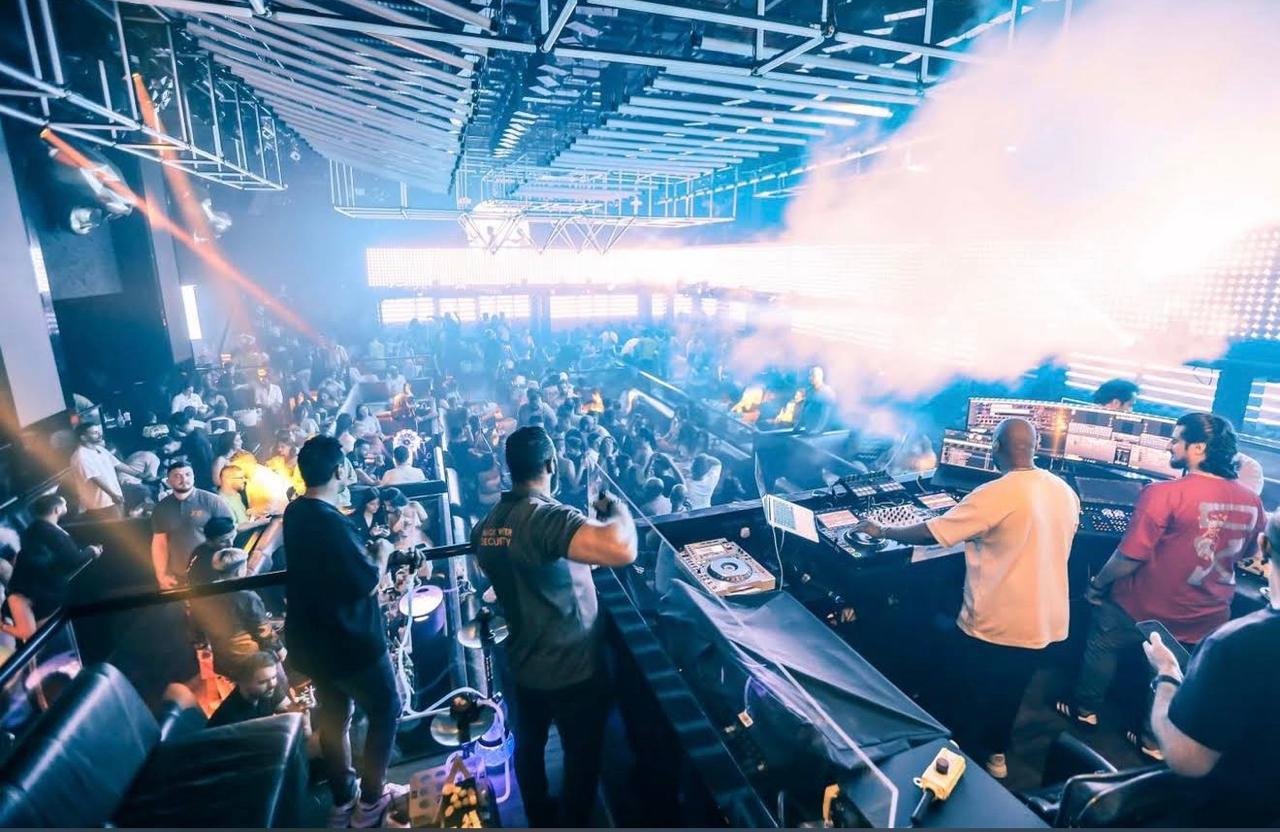 XO Club party scene